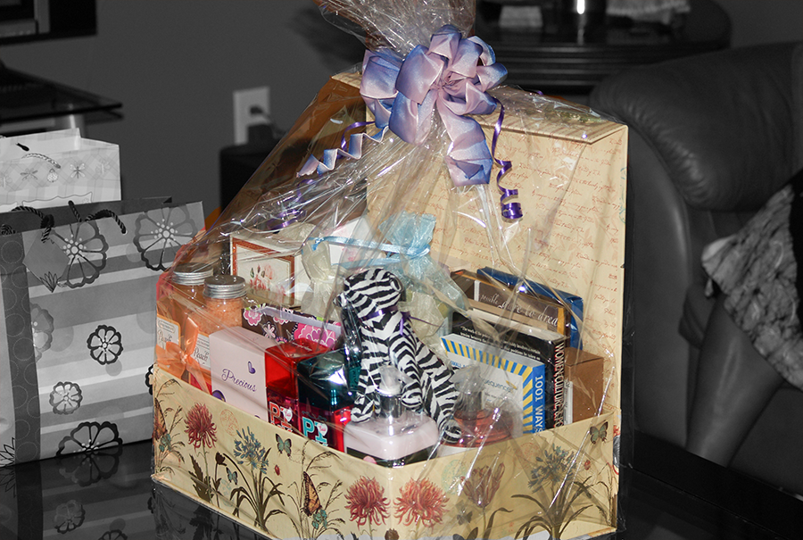 Keepsake box for a daughter's flowering party